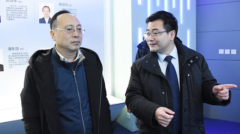杭州市委常委、副市長姚峰一行蒞臨運達調(diào)研